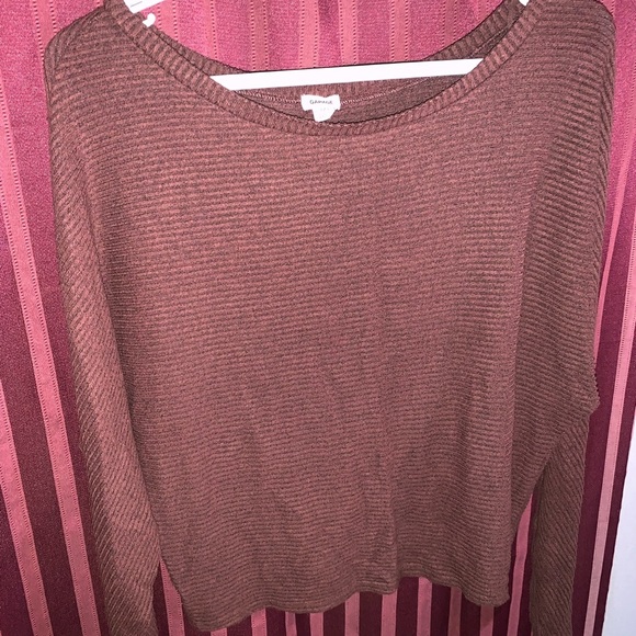 Garage sweater - Picture 3 of 5